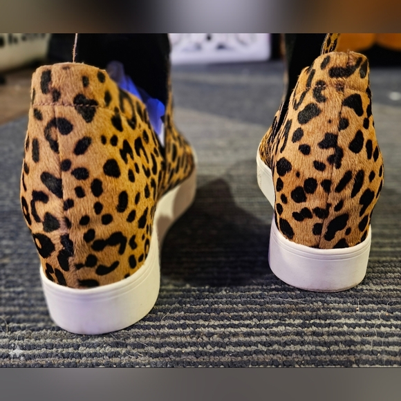 SLIP-ON Sneaker Wedge Size 8 STEVE MADDEN-WRANGLER L LEATHER Cow hair Leopard - Picture 5 of 6